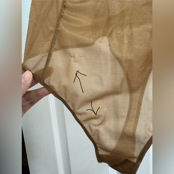 SKIMS Size XL Glissenette Chai Scoop Neck Sheer Bodysuit Shimmery Golden Gold - Picture 11 of 11